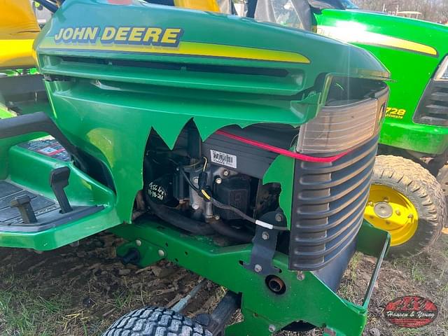 Image of John Deere 345 equipment image 4