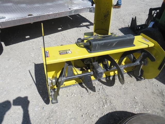 Image of John Deere 425 equipment image 4