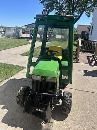 Image of John Deere 425 equipment image 2