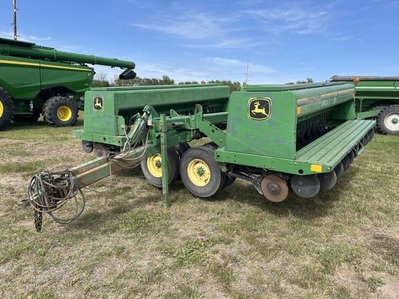 1997 John Deere 455 Equipment Image0