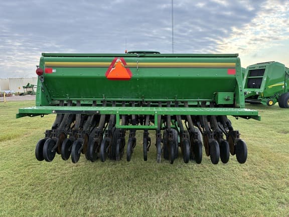 Image of John Deere 455 equipment image 3