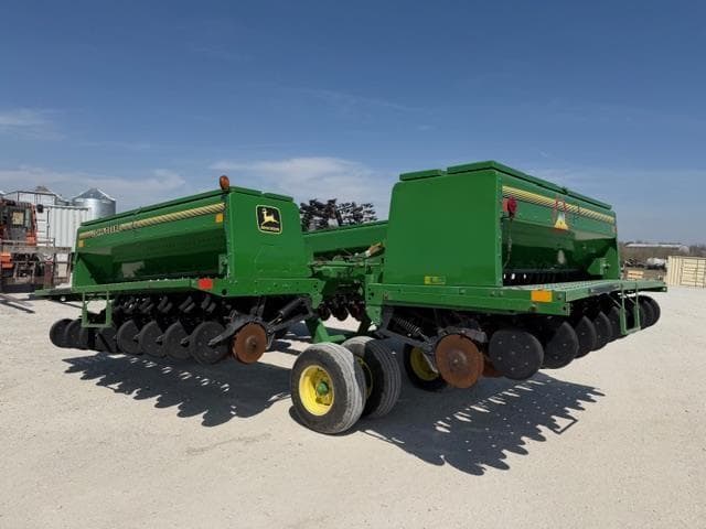 Image of John Deere 455 equipment image 3