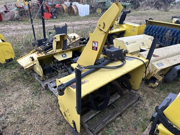 1997 John Deere 47" Snow Blower Equipment Image0