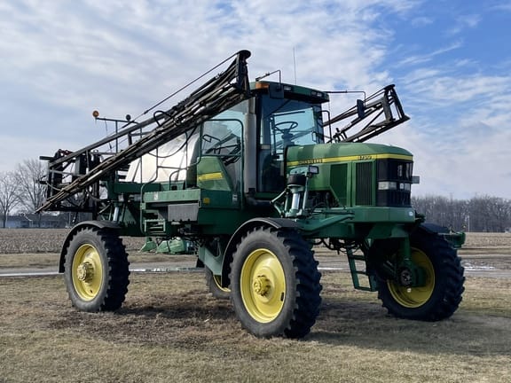 Main image John Deere 4700