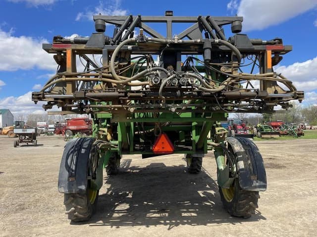 Image of John Deere 4700 equipment image 3