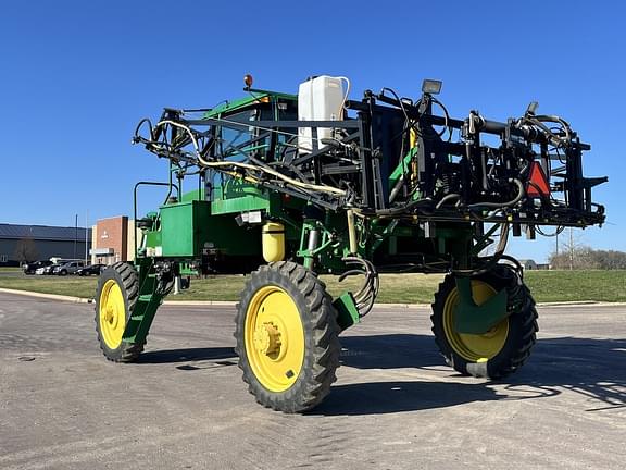 Image of John Deere 4700 equipment image 4