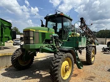 1997 John Deere 4700 Equipment Image0