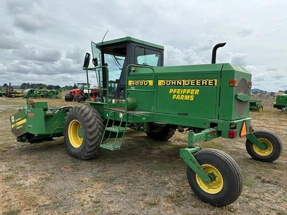 Image of John Deere 4890 equipment image 1