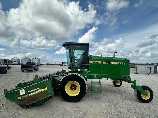 Image of John Deere 4890 equipment image 1