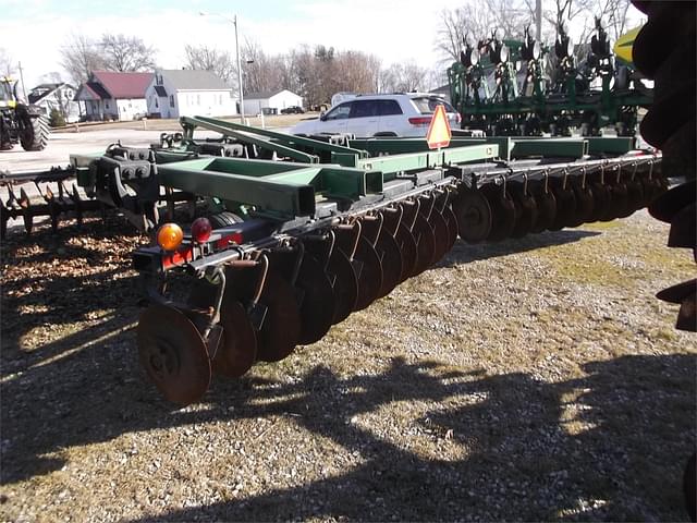 Image of John Deere 510 equipment image 3