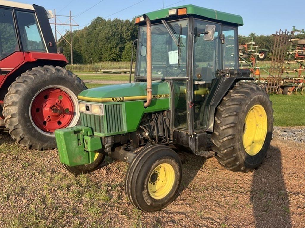 Image of John Deere 5300 Primary image