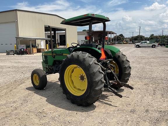 Image of John Deere 5300 equipment image 2