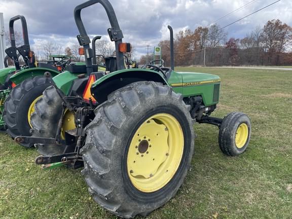 Image of John Deere 5300 equipment image 4