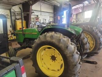 Image of John Deere 5300 equipment image 1