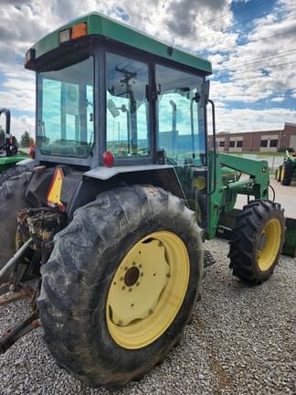 Image of John Deere 5400 equipment image 4