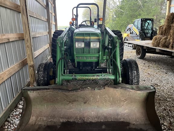 Image of John Deere 5400 equipment image 2