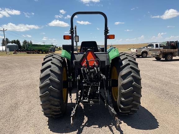 Image of John Deere 5400 equipment image 3