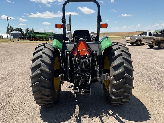 Image of John Deere 5400 equipment image 4