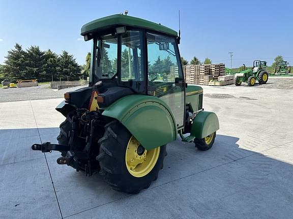 Image of John Deere 5400N equipment image 2