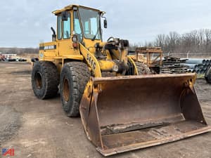 1997 John Deere 544G Image