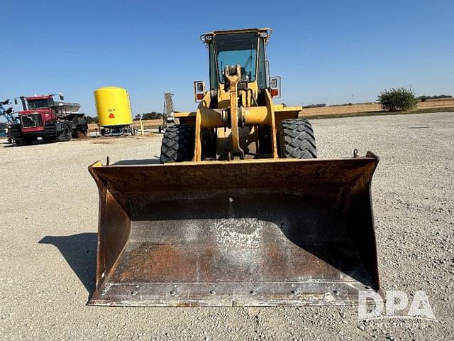 Image of John Deere 544G equipment image 2