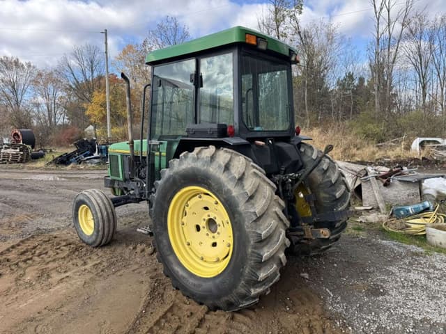 Image of John Deere 5500 equipment image 3