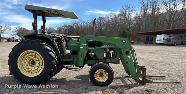 Image of John Deere 5500 equipment image 3