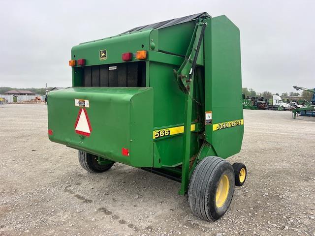 Image of John Deere 566 equipment image 4