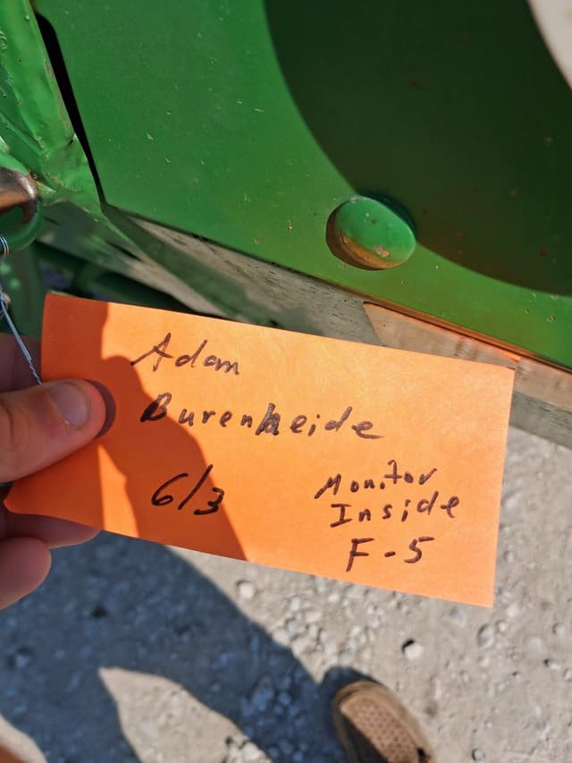 Image of John Deere 566 equipment image 1