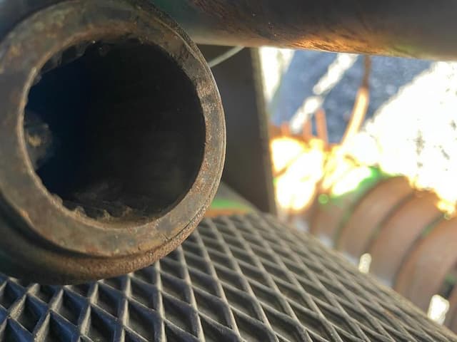 Image of John Deere 566 equipment image 3