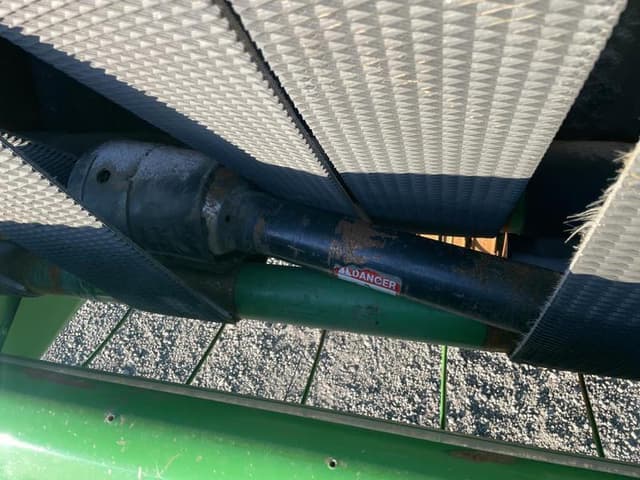 Image of John Deere 566 equipment image 2