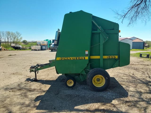 Image of John Deere 566 equipment image 2