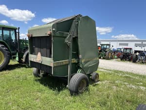 1997 John Deere 566 Image