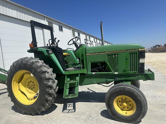 Image of John Deere 6200 equipment image 1