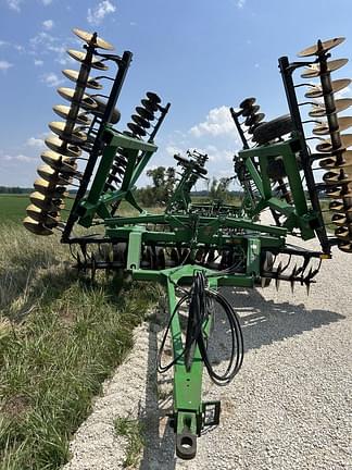 Image of John Deere 630 equipment image 1