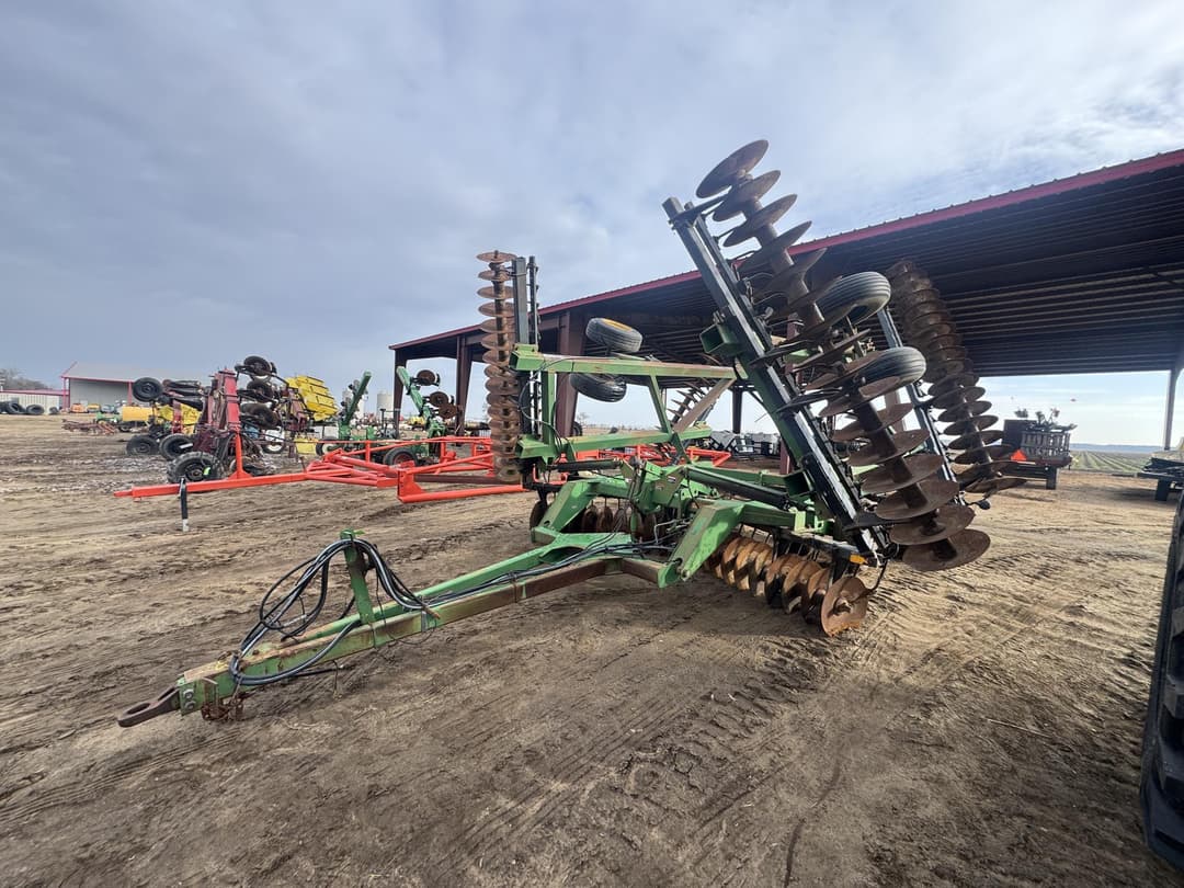 Image of John Deere 630 Primary image