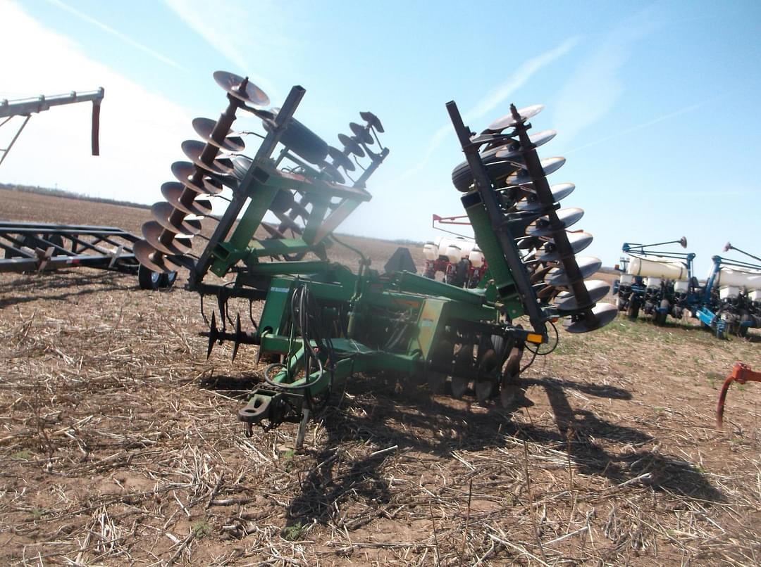 Image of John Deere 630 Image 1