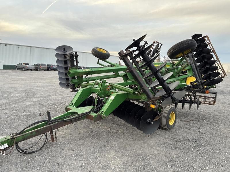 Image of John Deere 630 Primary image