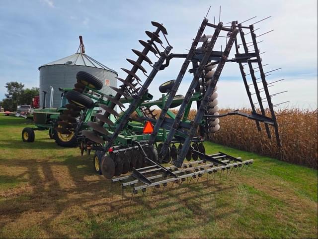 Image of John Deere 630 equipment image 2