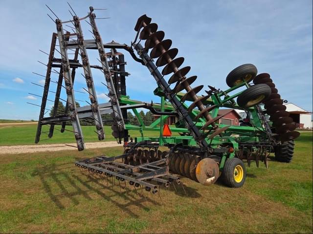 Image of John Deere 630 equipment image 3