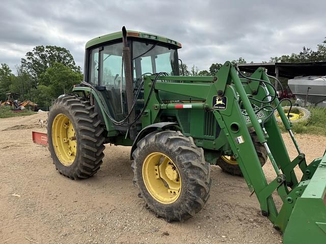 Image of John Deere 6400 equipment image 4