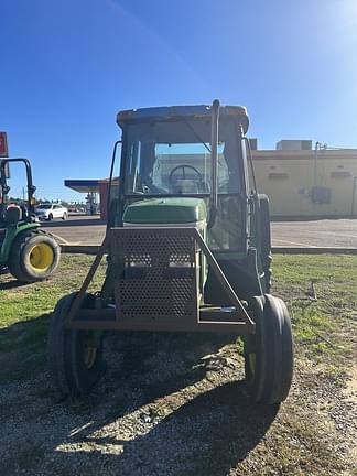 Image of John Deere 6400 equipment image 1