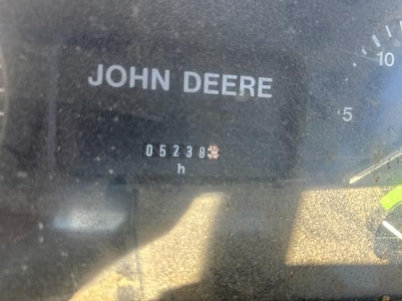 Image of John Deere 6400 equipment image 2