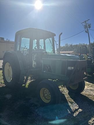 Image of John Deere 6400 equipment image 3