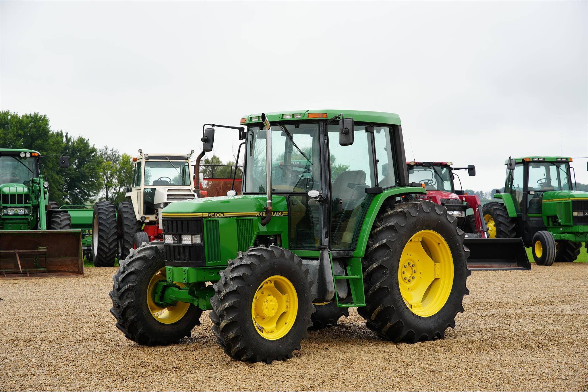 1997 John Deere 6400 Equipment Image0
