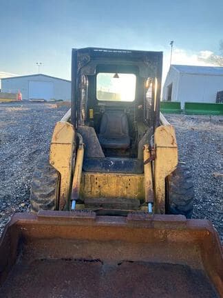Image of John Deere 6675 equipment image 4