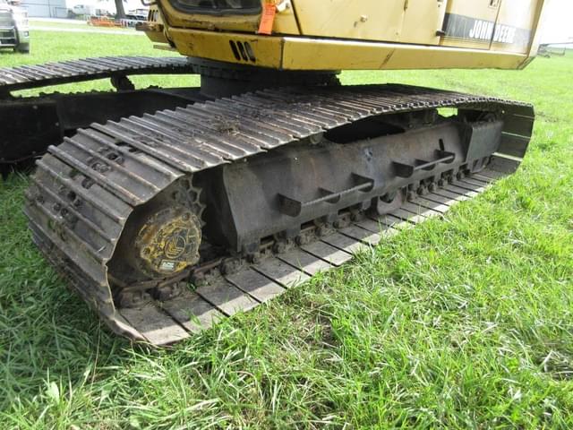 Image of John Deere 690E LC equipment image 1
