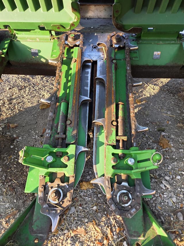 Image of John Deere 693 equipment image 2