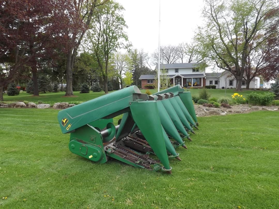 Image of John Deere 693 Primary image