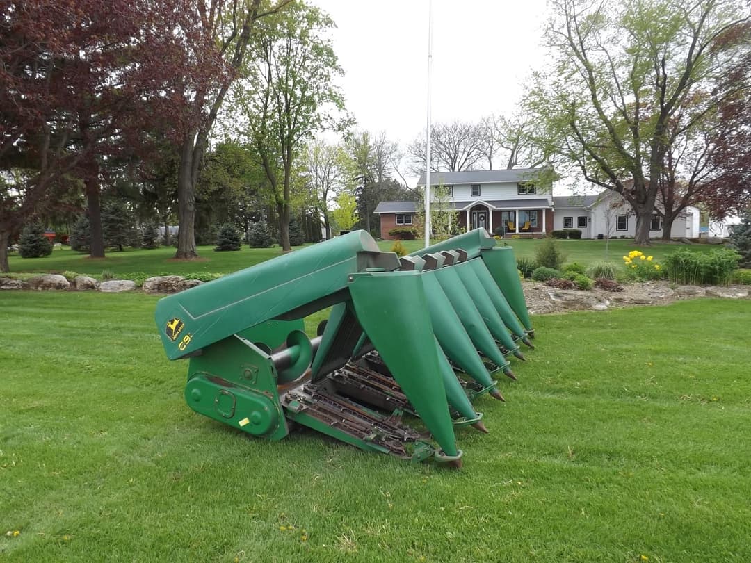 Image of John Deere 693 Primary image